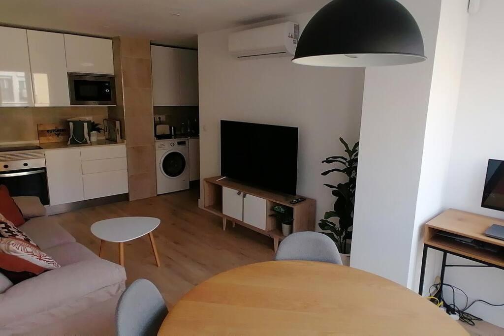 Ferienwohnung El Palo Cosy, 200 M From The Beach Málaga Exterior foto