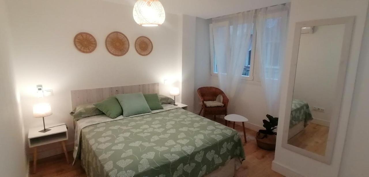 Ferienwohnung El Palo Cosy, 200 M From The Beach Málaga Exterior foto